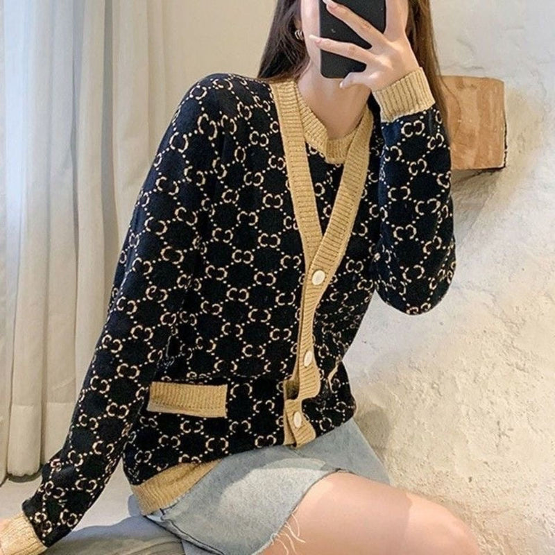 Letter Printed Short Sleeves/Sweater/Cardigan