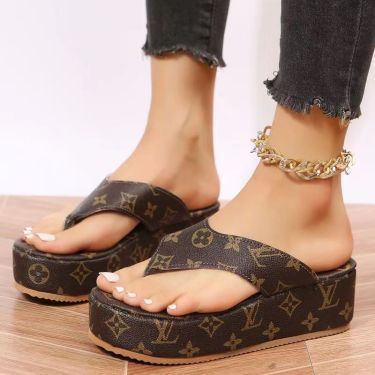 Women's Fashion Luxury Slipper And Flip-Flop