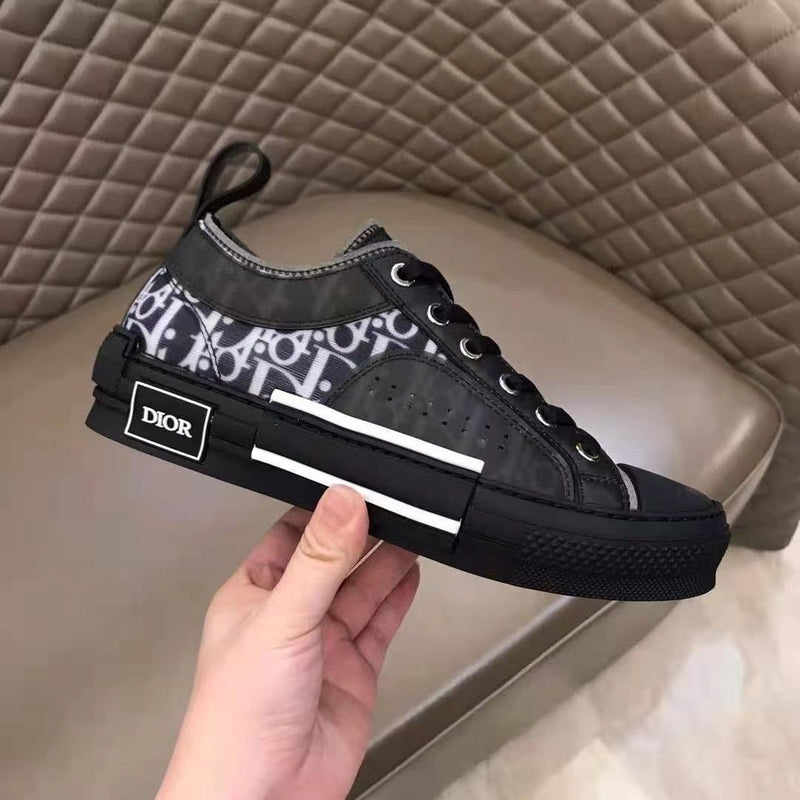 Low Oblique Blue Canvas Sneakers
