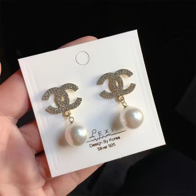 Pearl Pendant Earrings