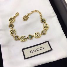 Classic Light Luxury Bracelet Necklace