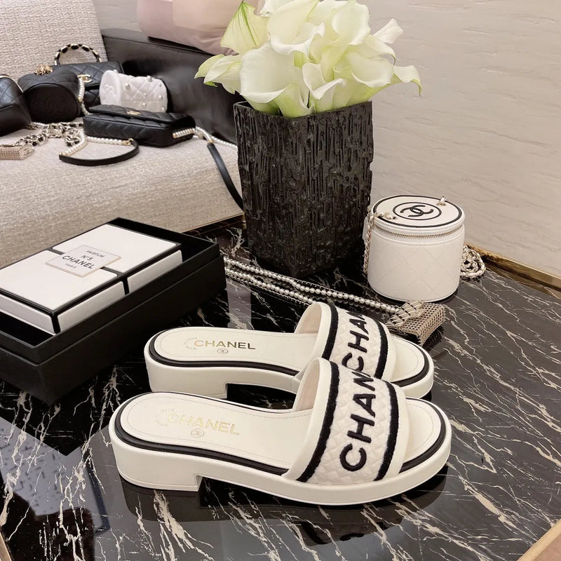 Lady's Letter Prtinted Comfortale Slippers